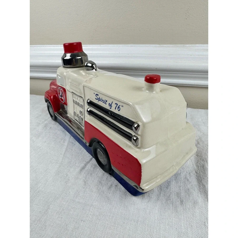 1974 Royal Halburton China Fire Truck Decanter Spirit of 76 Mooseheart FD 9.5